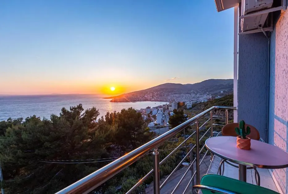 Apartamente Me Pamje Nga Deti, Park Saranda 0*,