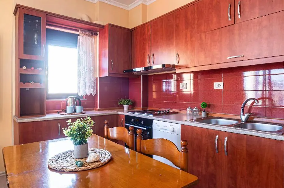 Apartamente Me Pamje Nga Deti, Park Saranda
